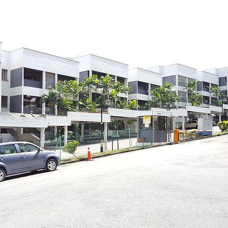 The Garden Apartment At Bangsar クアラルンプール エクステリア 写真